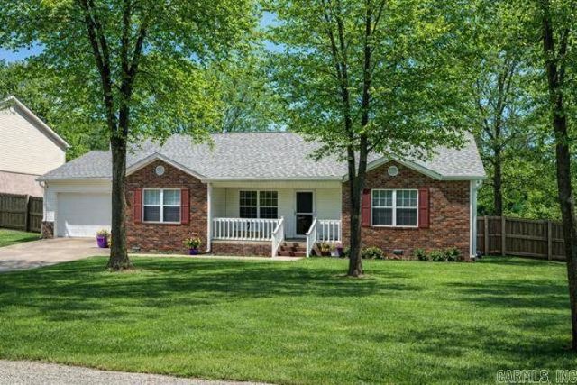 108 W Miracle Place, Hot Springs, AR 71913