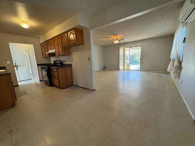 4201 Chalmer Ct, Denair, CA 95316