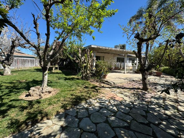 4201 Chalmer Ct, Denair, CA 95316