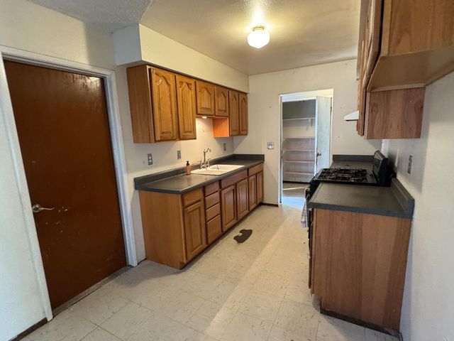 4201 Chalmer Ct, Denair, CA 95316