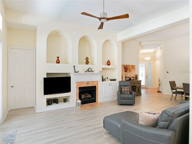 9513 SERRA COURT, Howey In The Hills, FL 34737