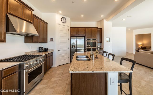 6561 W Antler Bend Place, Marana, AZ 85658