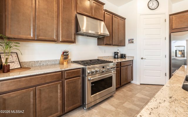 6561 W Antler Bend Place, Marana, AZ 85658