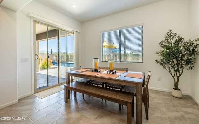 6561 W Antler Bend Place, Marana, AZ 85658