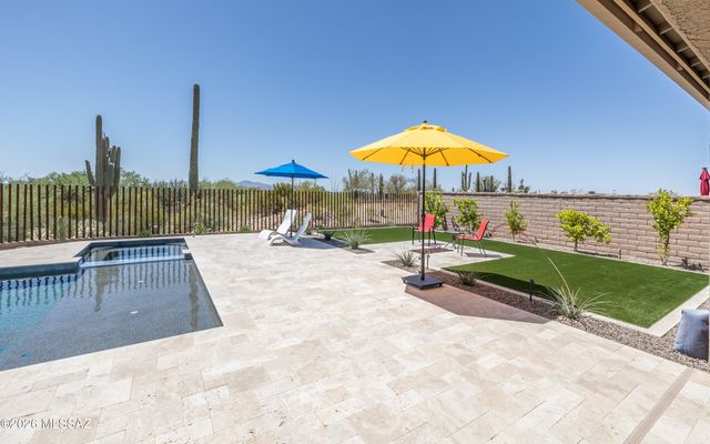 6561 W Antler Bend Place, Marana, AZ 85658