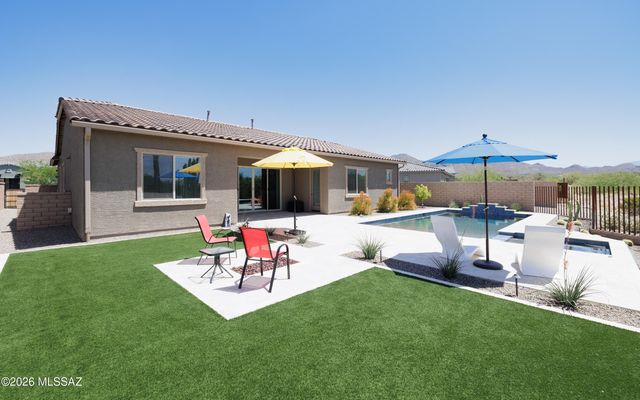 6561 W Antler Bend Place, Marana, AZ 85658