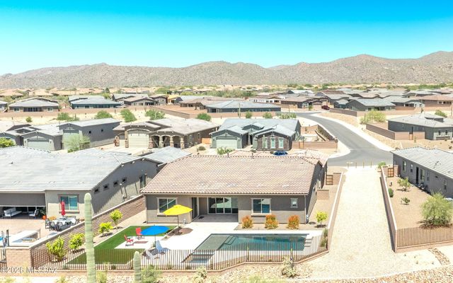 6561 W Antler Bend Place, Marana, AZ 85658