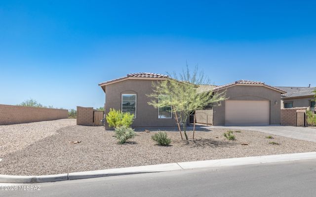 6561 W Antler Bend Place, Marana, AZ 85658