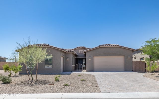 6561 W Antler Bend Place, Marana, AZ 85658