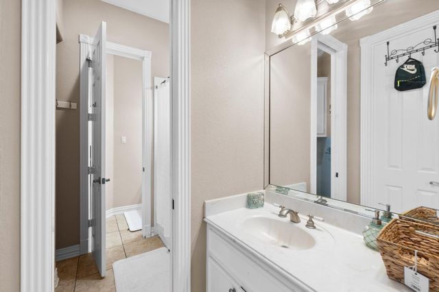 14534 Iron Horseshoe Lane, Houston, TX 77044