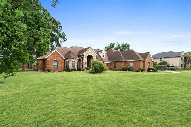 14534 Iron Horseshoe Lane, Houston, TX 77044