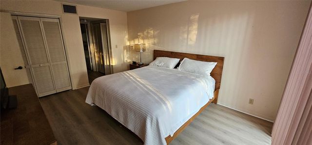 3078 EASTLAND BOULEVARD 107, Clearwater, FL 33761