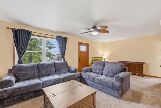 118 Highland AVENUE, Iron Ridge, WI 53035