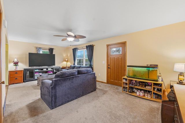 118 Highland AVENUE, Iron Ridge, WI 53035