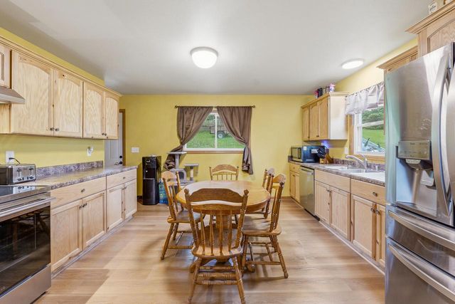 118 Highland AVENUE, Iron Ridge, WI 53035