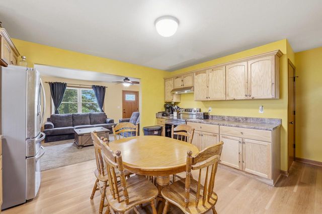 118 Highland AVENUE, Iron Ridge, WI 53035
