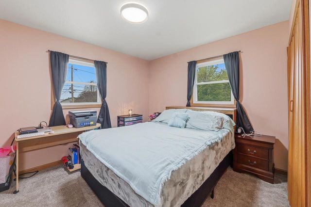 118 Highland AVENUE, Iron Ridge, WI 53035