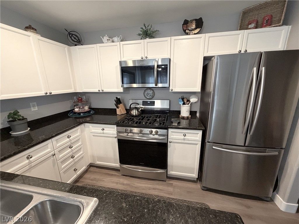 9012 Embroidery Avenue, Las Vegas, NV 89149 — photo 2