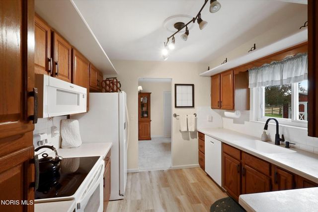 2859 County Road H, Swanton, OH 43558