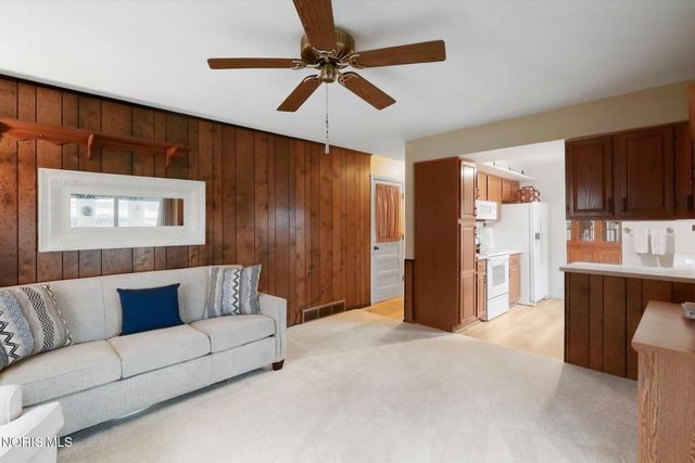 2859 County Road H, Swanton, OH 43558