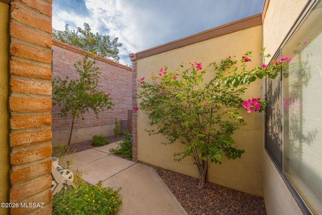 5840 E Hohokam Trail, Tucson, AZ 85750