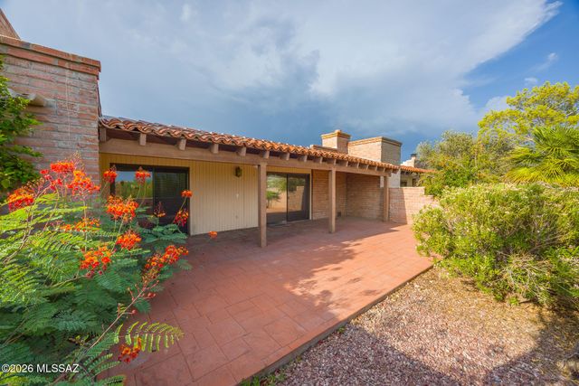 5840 E Hohokam Trail, Tucson, AZ 85750