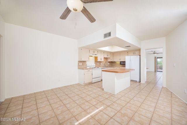 5840 E Hohokam Trail, Tucson, AZ 85750