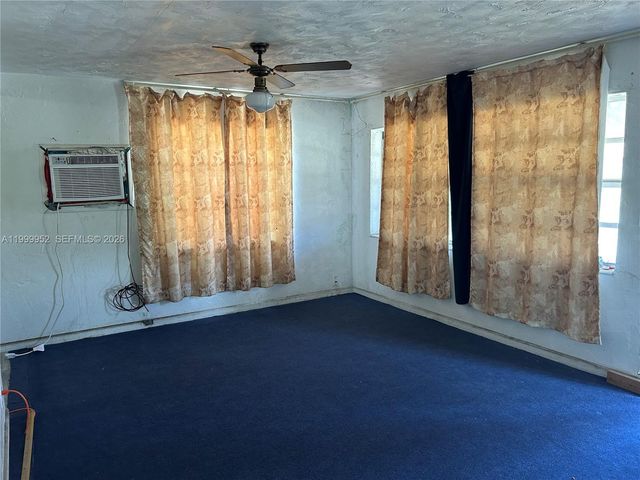 164 SW 2nd Ct, Deerfield Beach, FL 33441