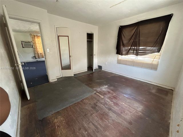 164 SW 2nd Ct, Deerfield Beach, FL 33441