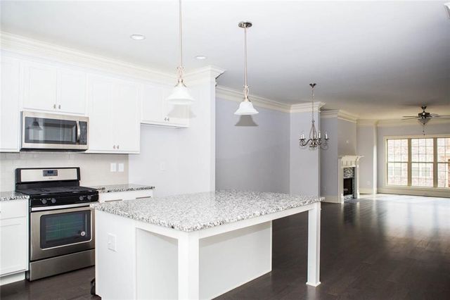 1098 Willow Field Drive SE 19, Marietta, GA 30067