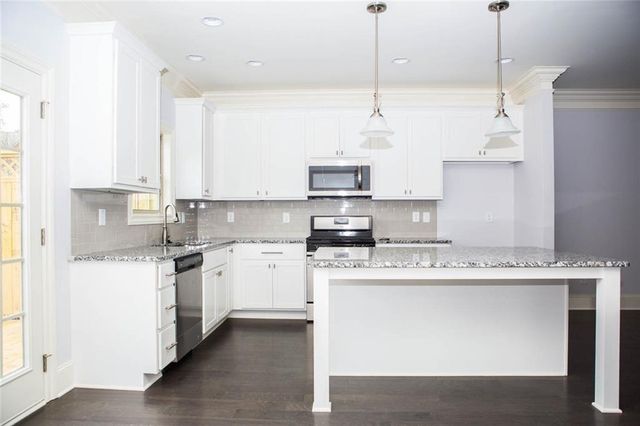 1098 Willow Field Drive SE 19, Marietta, GA 30067