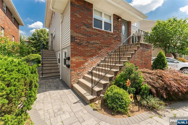 312 Glen Avenue 1st Flr, Palisades Park, NJ 07650