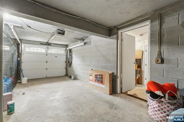 312 Glen Avenue 1st Flr, Palisades Park, NJ 07650