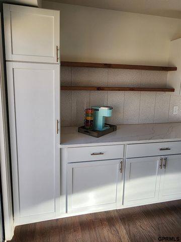 12735 S 38Th Street, Bellevue, NE 68123