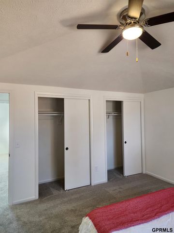 12735 S 38Th Street, Bellevue, NE 68123