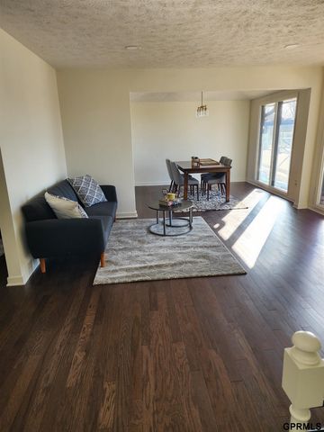 12735 S 38Th Street, Bellevue, NE 68123