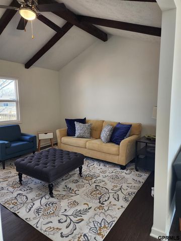 12735 S 38Th Street, Bellevue, NE 68123