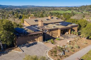 2 Horseshoe, Portola Valley, CA 94028