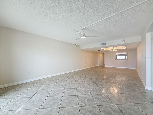 7300 SUN ISLAND DR S, 1403, South Pasadena, FL 33707