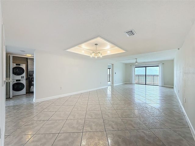 7300 SUN ISLAND DR S, 1403, South Pasadena, FL 33707