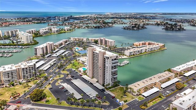 7300 SUN ISLAND DR S, 1403, South Pasadena, FL 33707