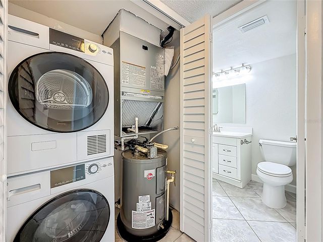 7300 SUN ISLAND DR S, 1403, South Pasadena, FL 33707