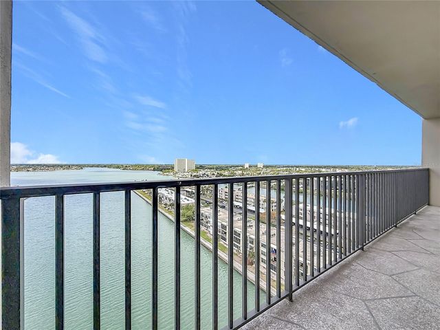 7300 SUN ISLAND DR S, 1403, South Pasadena, FL 33707