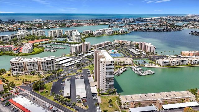 7300 SUN ISLAND DR S, 1403, South Pasadena, FL 33707