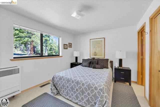 37765 Eagle Meadow RD, Strawberry, CA 95375