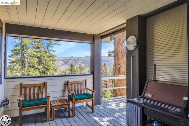 37765 Eagle Meadow RD, Strawberry, CA 95375