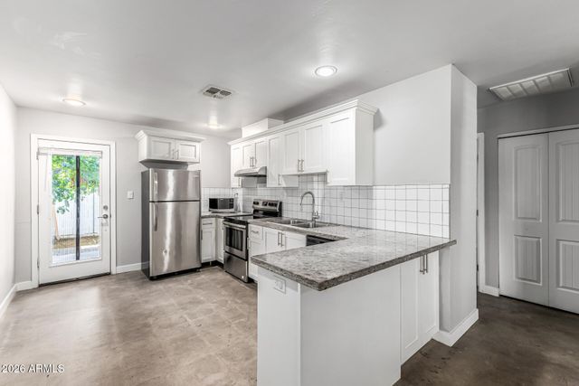 3011 N 38th Street 1, Phoenix, AZ 85018