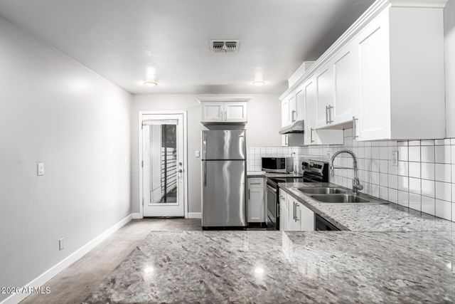 3011 N 38th Street 1, Phoenix, AZ 85018