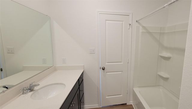 421 Bullhead RD, Bastrop, TX 78602