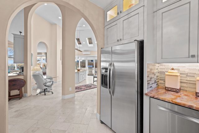 3 Radio Rd, St Augustine, FL 32084